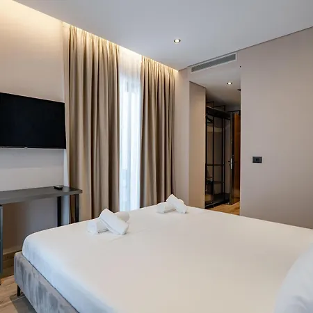 Zurich 4* 사밀